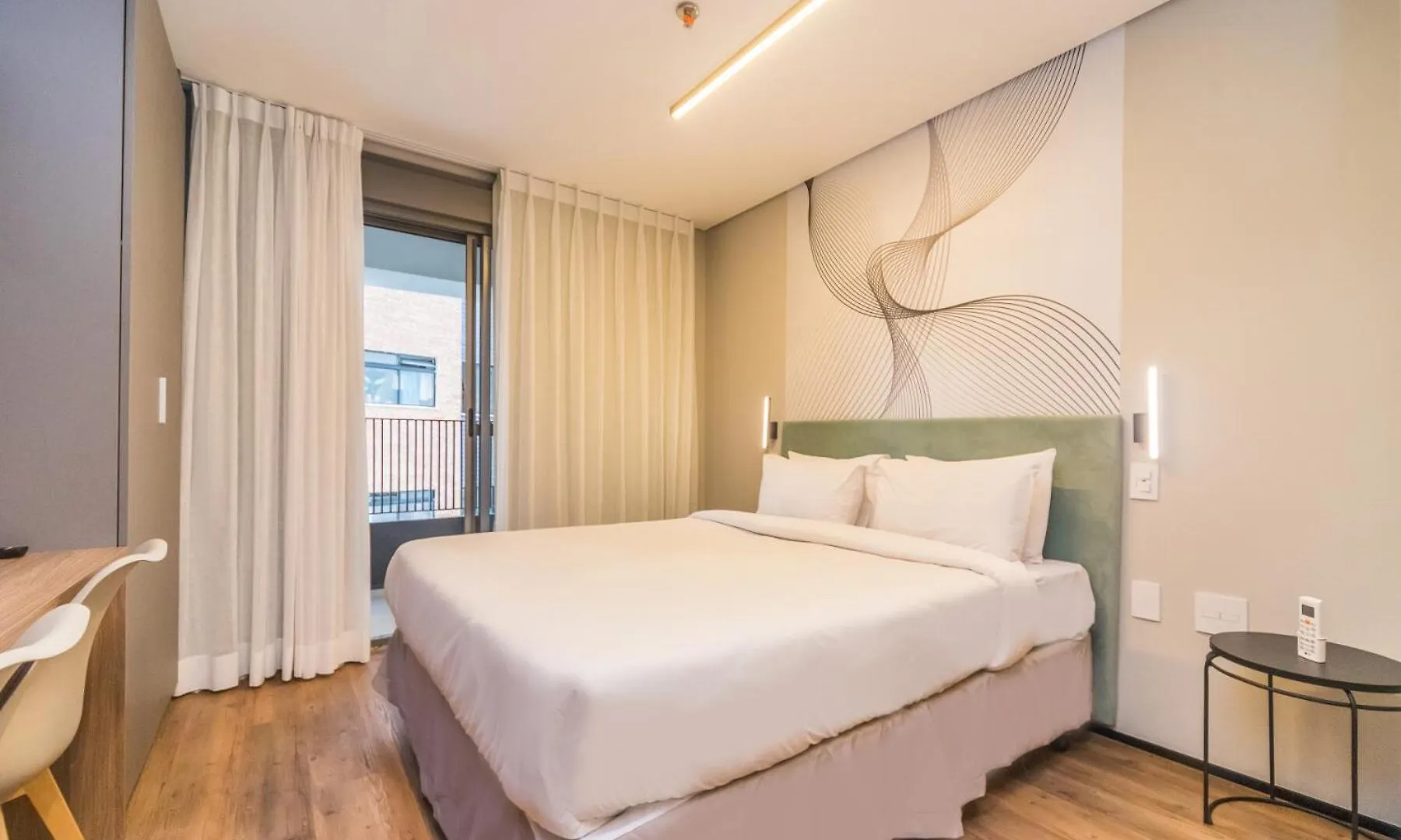 Apartment Sky Poll Studio 306 - Near Paulista Ave & Subways, Rooftop & Full Gym ! Short & Long Stay! Sao Paulo Brazil